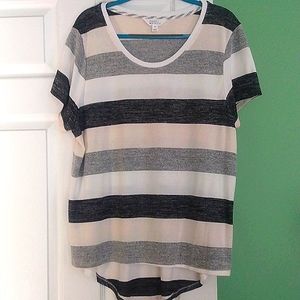 Multicolored striped womens tshirt XXL (Fits like an XL) LIKE NEW!